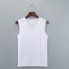 Camiseta Regata Masculina de Seda de Gelo com Ombros Largos, Decote em V, Corte Justo, Alta Elasticidade, Camada Base Esportiva, Sem Mangas de Verão com Toque Gelado