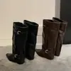 Botas de plataforma Marrones Melard con aumento interno de altura, botas de montar de caña larga para mujer, botas largas ajustadas de punta cuadrada para otoño e invierno 2026