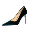 3739-5 Moda Europea y Americana Simple Grueso Gamuza Banquete Tacones Altos Zapatos de Mujer Tacones de Aguja Punta Fina Poco Profundos Zapatos de Salón