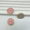 Estilo Tweed Flores Concha Coração Borboleta Abelhinha Acessórios de Joias Acessórios para Cabelo Chapéus Tamancos Capa para Celular