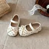 Sapatos Femininos Estilo Ballet Versão Coreana com Laço Boca Rasa Sapatos de Salto Único Primavera/Outono 2026 Novos Mocas Slip-on de Solado Macio Sapatos de Couro