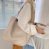 Nova Bolsa Tote de Luxo para o Dia a Dia 2026 para Mulheres, Bolsa de Ombro de Grande Capacidade, Bolsa Versátil Minimalista Europeia e Americana de Ombro