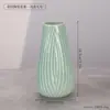 Jarrón Cerámico de Rayas Verticales Sencillo Estilo ins Adorno para Arreglo Floral de Sala de Estar Escritorio Nórdico de Lujo Ligero Jarrón Decorativo para Flores Secas