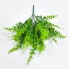 Venda direta da fábrica de uma variedade de maços plásticos de plantas verdes Samambaia Grama Samambaia Grama Persa instalação suave engenharia planta de parede exclusiva transfronteiriça