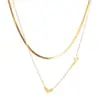 Collar Clásico y de Moda Apilado Doble Capa Corazón para Mujer Diseño de Alto Nivel Nicho Lujo Ligero Cadena para Clavícula Cadena Hueso de Serpiente