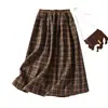 Falda de Lana a Cuadros para Mujer, Nuevo Estilo Primavera e Invierno 2026, de Longitud Media, Engrosada, Cuadros Verdes, Retro Artístico, Falda Amplia Grande