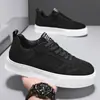 Zapatos de hombre para primavera y otoño transfronterizos, ultraligeros, de suela blanda, transpirables, cómodos, zapatillas de bloques de color, versátiles, a la moda, casuales y deportivas