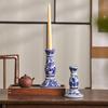 Candelabro de Cerámica Azul y Blanco Estilo Chino Adornos Sala de Estar Mesa de Centro Luz de Entrada Candelabro de Porcelana de Lujo Decoración Accesorios Suaves para el Hogar