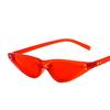 Jamie 6896 Estilo Callejero Europeo y Americano Retro Ojo de Gato Gafas de Sol Rojas Triangulares Transparentes de Colores
