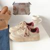 Zapatillas de deporte alemanas Baikuang Maillard estilo Hong Kong con cabeza de avión retro para mujer, otoño e invierno 2023, nuevas y populares zapatillas de tabla originales de nicho.
