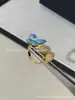 Los 26 Anillos de Trébol de Cuatro Hojas y Mariposa de la Suerte Más Nuevos del Mercado, Anillo Abrible de Perla Blanca y Lapislázuli de 18k