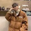 Chaqueta de Pana de Algodón Estilo Americano para Hombre, Nueva Ropa Gruesa de Algodón de Invierno, Abrigo de Algodón Retro Holgado Casual Versátil con Cuello Alto