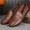 Zapatos para Hombre Nuevos Casuales Versátiles de Piel Transpirables sin Cordones Suela Suave Zapatos Perezosos de Suela Suave Zapatos Deportivos para Hombre