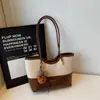 Bolsa de Mano Estilo Coreano para el Trabajo y el Viaje al Trabajo Bolso de Hombro de Gamuza Patchwork de Nicho Nuevo Modelo Invierno 2025 Bolso de Mano para Mujer