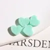 Acessórios Coloridos de Resina em Formato de Coração de Pêssego 3D Estilo Japonês e Coreano para Brincos DIY, Decorações de Orelha, Pingentes de Pulseira Materiais