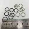 Venta al por mayor de metal negro llavero caballo pistola negro 10 mm anillo doble 8 mm anillo de cáñamo niquelado anillo pequeño