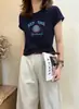 Camiseta de algodón acanalado con estampado de fuente física Shisanxing para mujer, directo de fábrica, top de manga corta ajustado, exclusivo de venta al por mayor de verano