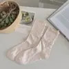 Calcetines Finos de Verano Color Crema con Volantes y Efecto Adelgazante Dulce, Calcetines de Malla Hueca con Encaje Estilo Jk para Mujer, a Media Pantorrilla