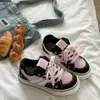 Nuevos Zapatos de Lona Blancos Otoño 2026 de Moda Versátiles con Estrellas de Lona con Cordones Estilo Estudiante para Mujer Casual Zapatos de Tabla