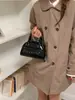 Bolso de hombro versátil transfronterizo otoño 2026 para mujer, bolso cruzado ligero para el día a día, bolso de mano retro moderno