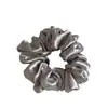 Scrunchie de Cetim Perolado Coreano com Strass, Suave e Elegante para Rabo de Cavalo e Coque, Acessório de Cabelo