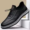 Sapatos de Calçar para Dirigir Primavera 2025 Sapatos Sociais Masculinos Estilo Coreano Sola Macia Tênis de Lona Sapatos Casuais de Couro Masculinos para Homens