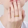 Anillo de Flor de Iris Dorada Incrustada de Diamantes para Mujer, Nuevo Anillo de Hoja de Ginkgo Estilo Chino, Cobre Romano Cepillado de Lujo Ligero Floral Estilo Palacio