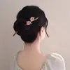 Estilo Nacional Madeira Elegante Grampo de Cabelo Estilo Antigo Grampo de Cabelo Hanfu Jardim de Osmanthus Gardênia Flor de Ameixa Disco Borboleta Acessório de Cabeça Franja Lateral