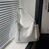 Bolso de mano de lunares estilo relajado, colección primavera 2026 para mujer, nuevo bolso tote para el trabajo, mochila de gran capacidad