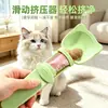 Nuevo dispensador de comida para gatos transfronterizo, alimentador de apretar, cuchara grande para comida de gato, accesorios para comida de mascotas al por mayor