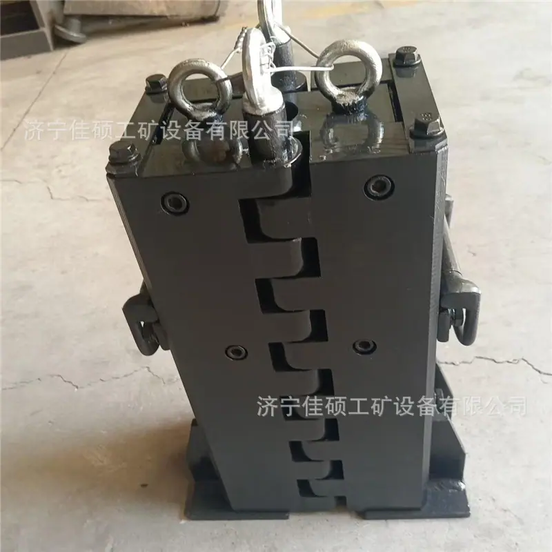 卡绳器 (30)