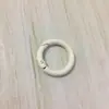 Hebilla de resorte de color, anillo de resorte de aleación de pintura de círculo abierto de metal, cadena para teléfono móvil, cadena para bolso, accesorios hechos a mano