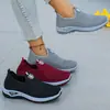 Sapatos Casuais Femininos Slip-On em Malha Fly-Knit, Respiráveis, Leves, com Solado Macio, Confortáveis para Mães, Sapatos Antiderrapantes para Caminhada no Dia a Dia