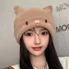 Chapéu de Lã de Urso Feminino Moda Coreana Tendência Quente Proteção para Orelhas Bonito Inverno Chapéu de Tricô Moderno