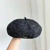 Novo Boina Estilo Japonês Inspirado em Chanel para Mulheres, Outono, Emagrecimento Facial, Versátil, Casual, Simples, Boina de Pintor Atacado