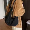Bolso Retro de Axila Transfronterizo Bolso Plegado Tipo Empanadilla Nuevo Estilo Coreano para Mujer Otoño e Invierno 2025 Bolso de Hombro Bolso Cruzado de Moda