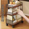 Estante de almacenamiento debajo del escritorio, multicapa, móvil, para uso en oficina, para guardar libros, bocadillos y otros artículos; un carrito pequeño para organizar libros y otros artículos; un estante para colocar junto al escritorio