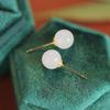 Antigo imitação Hetian jade brincos feminino nicho design pequeno temperamento simples versátil brincos vintage brincos