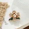Broche para Mujer, Corsage Cheongsam de Alta Gama y Exquisito para Evitar la Exposición, Nicho de Alta Gama, Accesorio de Ropa con Pin de Flor de Perla