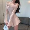 Primavera e Outono novo estilo puro desejo feminino menina quente off-shoulder plissado emagrecimento queimado manga comprida A- linha vestido de emagrecimento