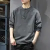 2025 Nova Camiseta Casual Tendência Manga Longa Masculina Primavera e Outono Gola Henley Solta Casual Versátil Camiseta Básica