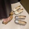 Sapatos Pequenos de Couro Estilo Britânico Delicado para Mulheres 2025 Novo Estilo Tendência Que Combina Bem com Saias, Versátil Estilo Fada Sapatos Mary Jane, Doce
