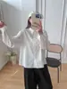 Colección Otoño 2026: Camisa de algodón para mujer, estilo caricatura japonesa bordada, corte holgado, manga larga, al por mayor