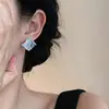 Pendientes de Cristal Rombo Graduado Estilo Lujo Ligero Aguja Plateada con Diseño de Moda Único, Pendientes Simples y Versátiles para el Viaje Diario