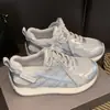 Tenis de verano para mujer, diseño de malla transpirable, nuevo modelo 2026, zapatillas de correr populares, ligeros, suela suave, ultraligeros, casual, estilo "dad shoes"