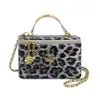 Popular Bolso Cuadrado Pequeño con Estampado de Leopardo de Comercio Exterior, Elegante Bolso de Hombro Cruzado Brillante Estilo Chanel, Bolso Caja Acolchado con Cadena