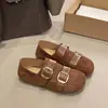 Zapatos Birkenstock casuales de doble hebilla para mujer, nuevo estilo ins vintage de otoño 2026, zapatos planos antideslizantes para exteriores con corte profundo