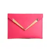 Bolso tipo sobre bordado moderno y elegante para mujer, nueva moda 2026, bolso de mano de color liso de moda para otoño, bolso de muñeca