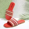 Pantuflas de Mujer 2026 Verano Nuevo Estilo Étnico Pantuflas Planas para Uso en Exteriores Sandalias Tejidas de Moda Europea y Americana para Mujer