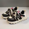 Zapatos de Mujer Personalizados G6822-1 Estilo Pequeña Fragancia 2023 Primavera/Otoño Letra Transpirables Cómodos Aumento de Altura Suela Gruesa